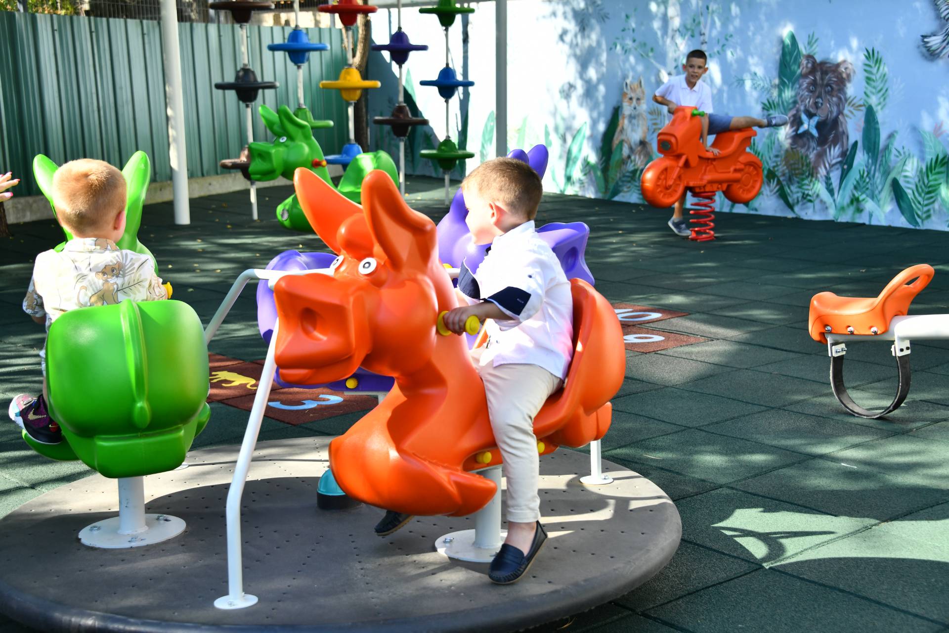 Outdoor children’s play area 2