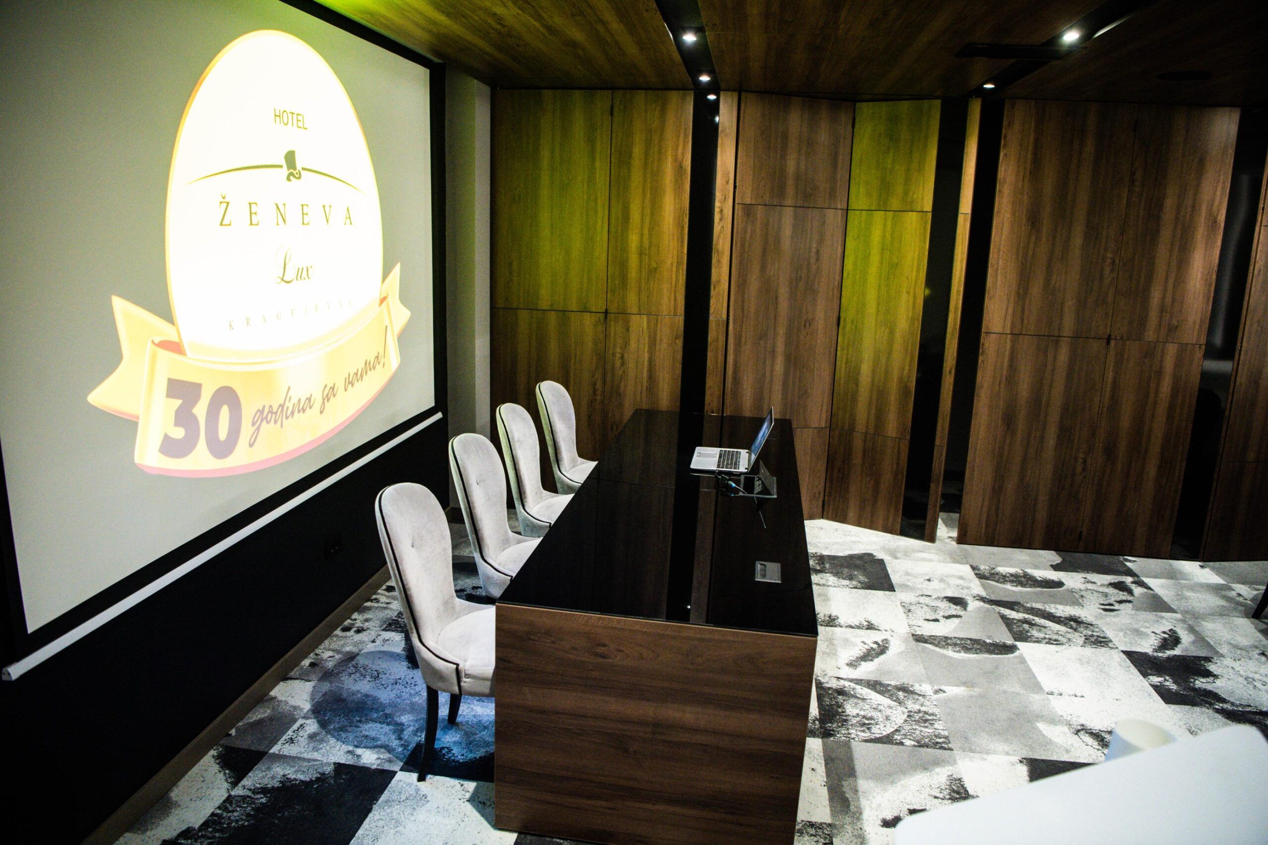 Conference room gallery 7