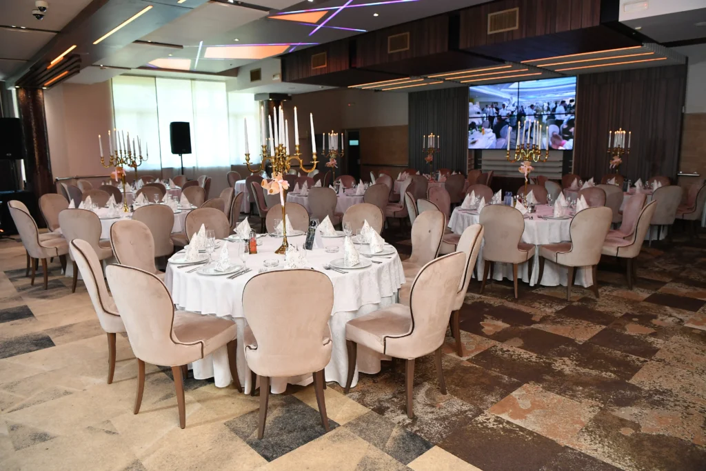 LUX Restaurant gallery 4